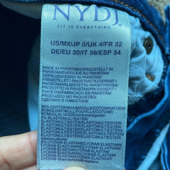 Denim Jeans by NYDJ size 0 Barbara Bootcut - Picture 6 of 7